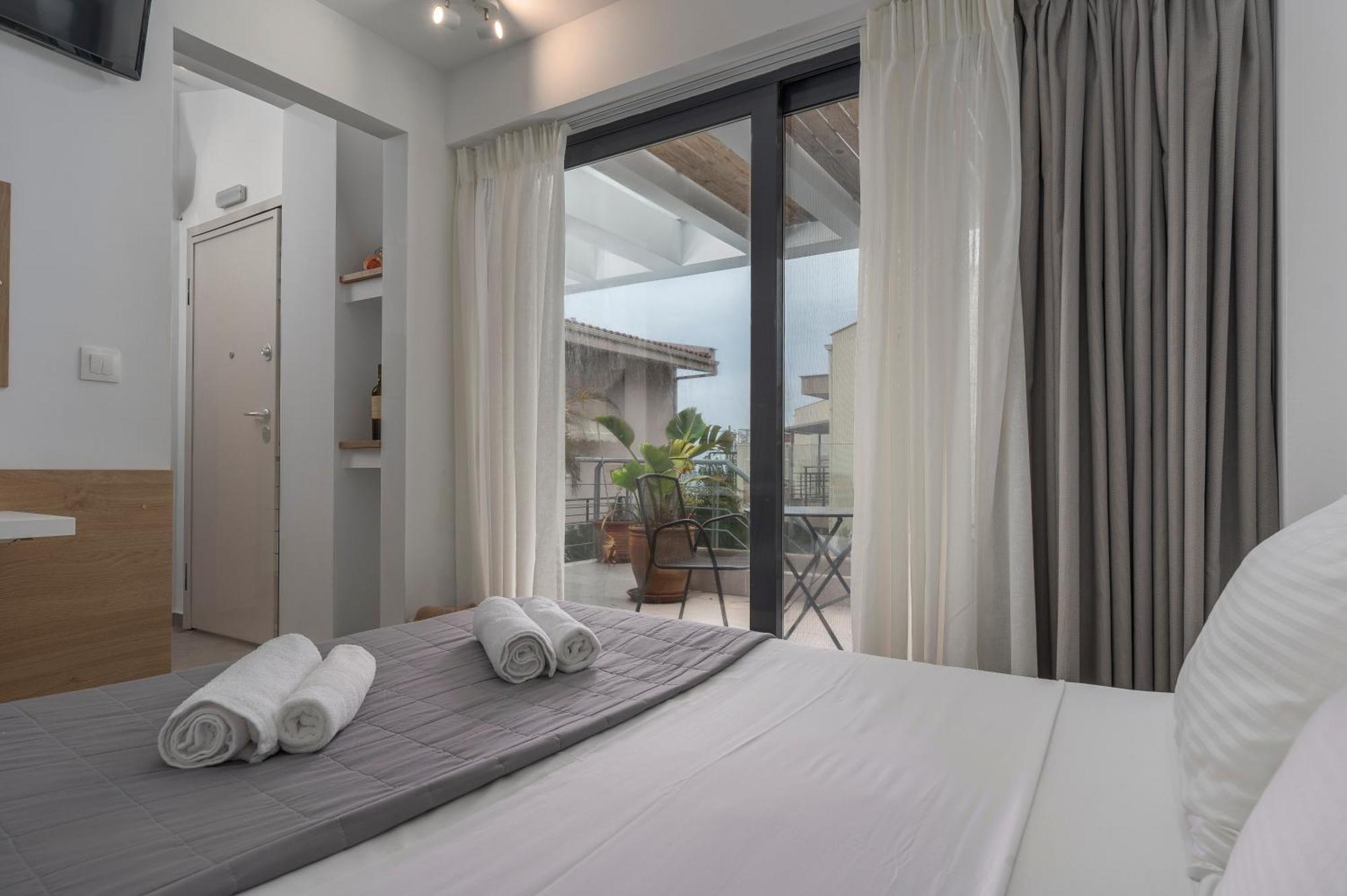 Cavo Blue Coastal Living Apartment โปไลโครโน ภายนอก รูปภาพ