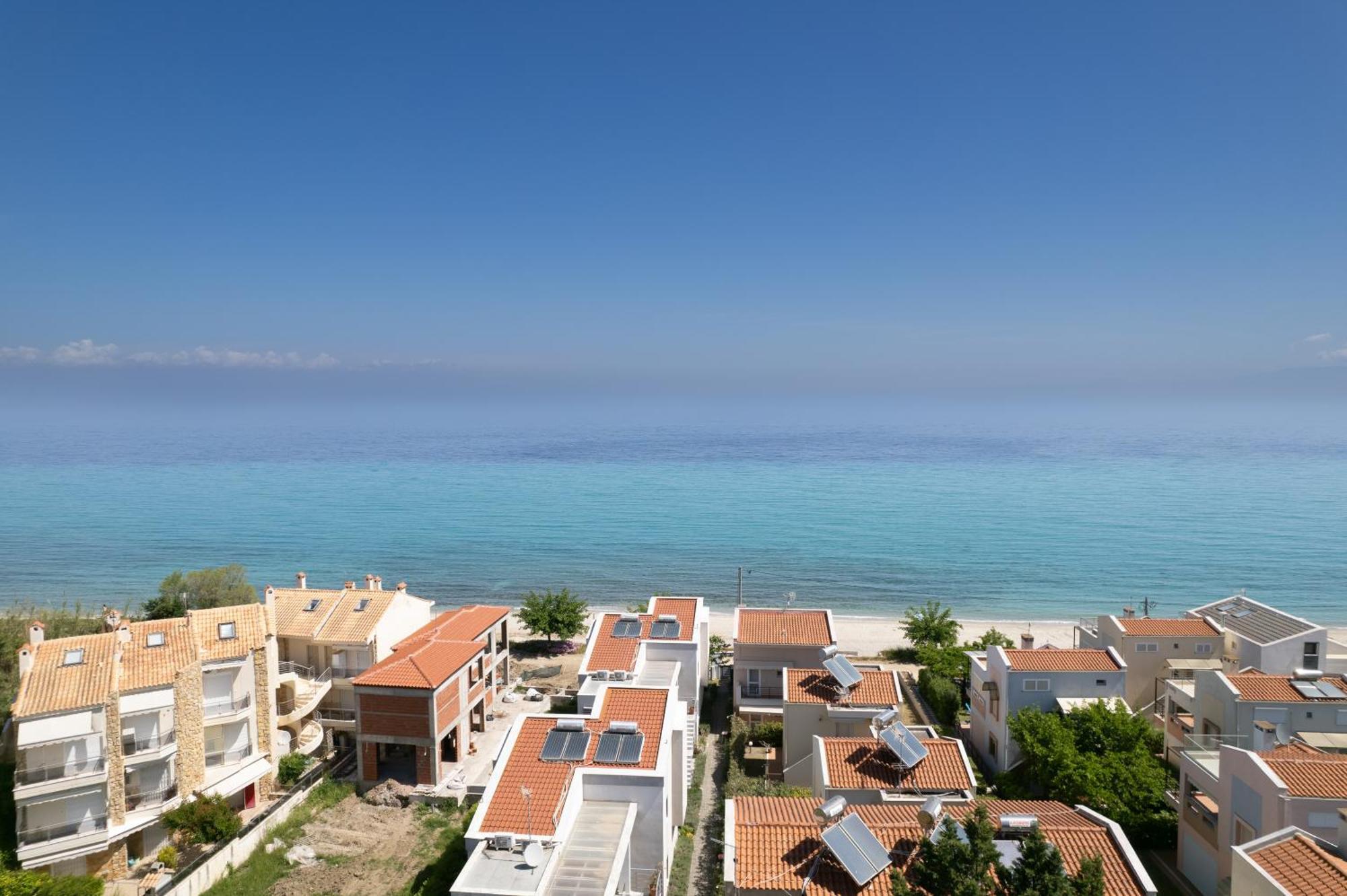 Cavo Blue Coastal Living Apartment โปไลโครโน ภายนอก รูปภาพ